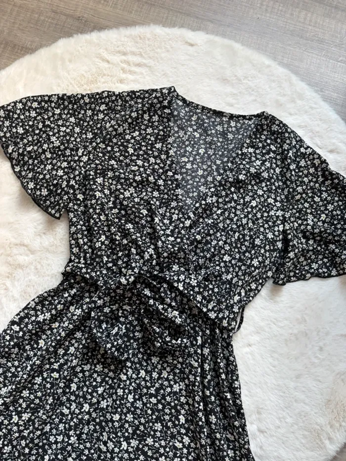 Robe à fleur - photo numéro 2
