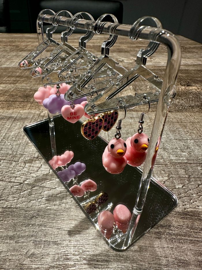 Divers boucles d’oreilles fantaisie