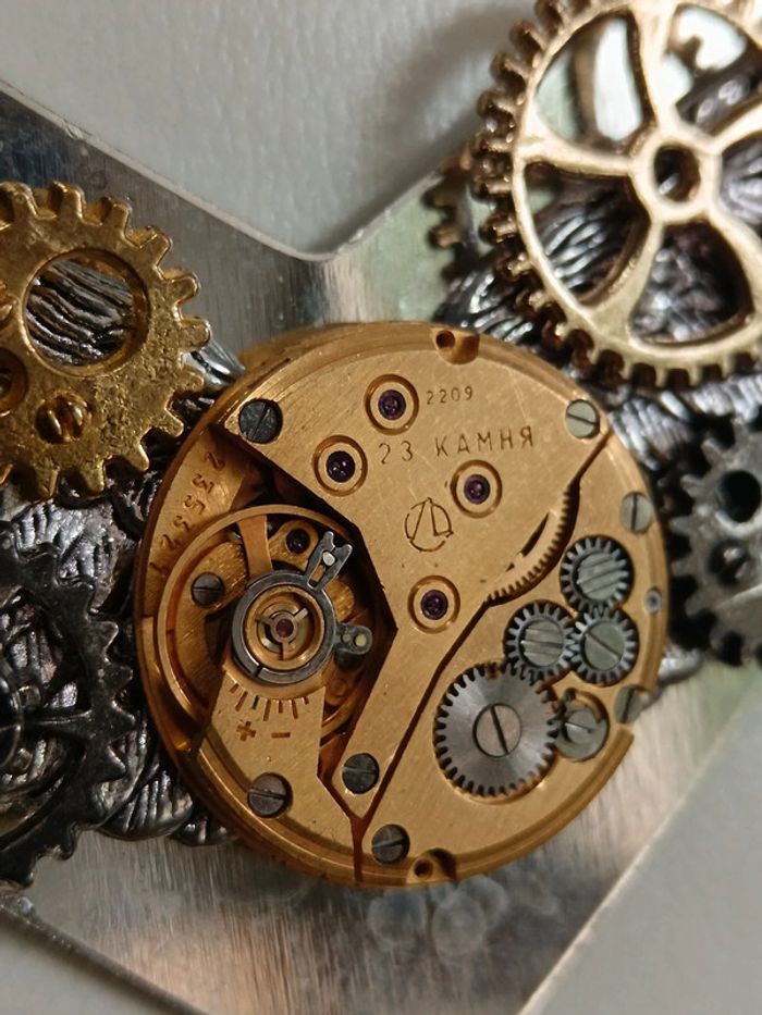 Collier création | engrenage et mvt Luch - photo numéro 4