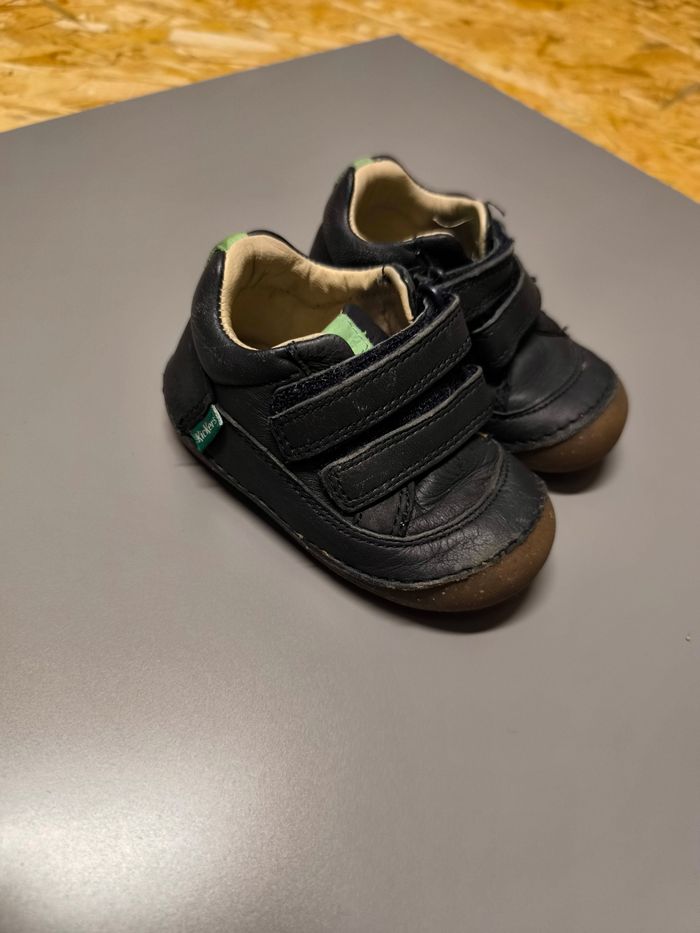 Chaussures pointure 20 kickers - photo numéro 2