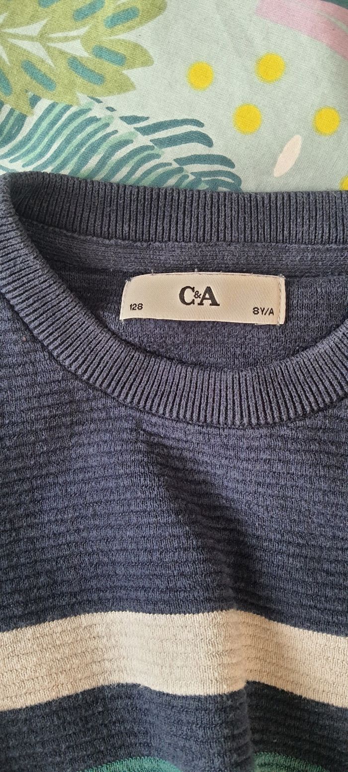 Pull rayé 8 ans - photo numéro 2