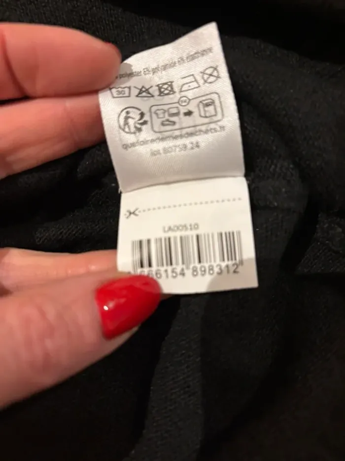 Jolie robe noir col V La City taille XL - 42 neuve - photo numéro 9