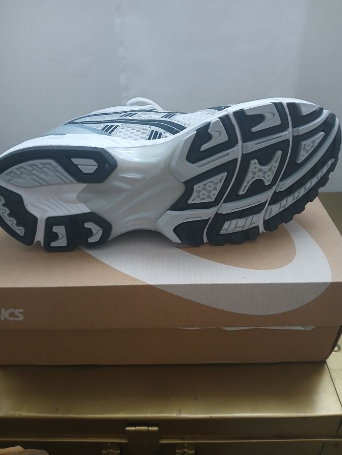 Basket asics - photo numéro 4