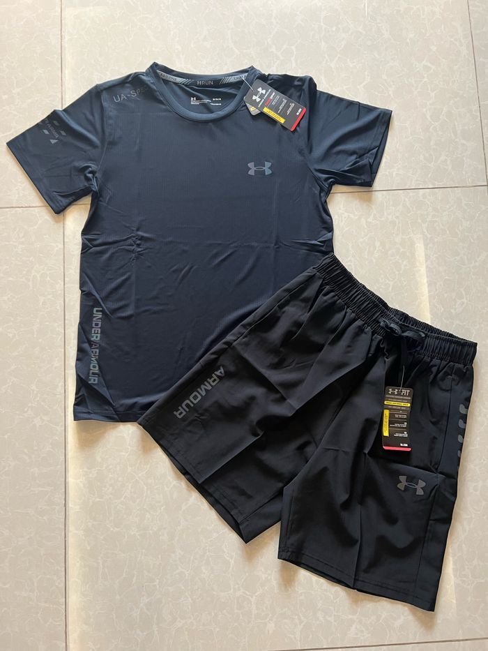 Ensemble under armour noir homme - photo numéro 2