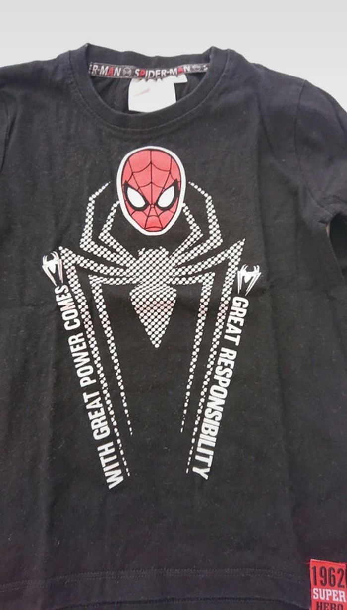 Tee-shirt garçon spiderman. - photo numéro 2