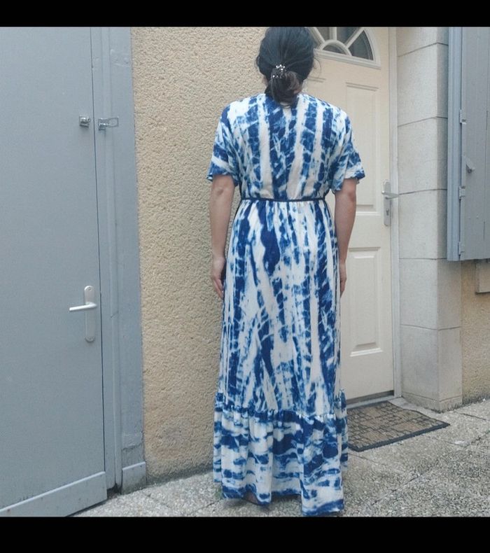 Magnifique robe taille unique - photo numéro 3