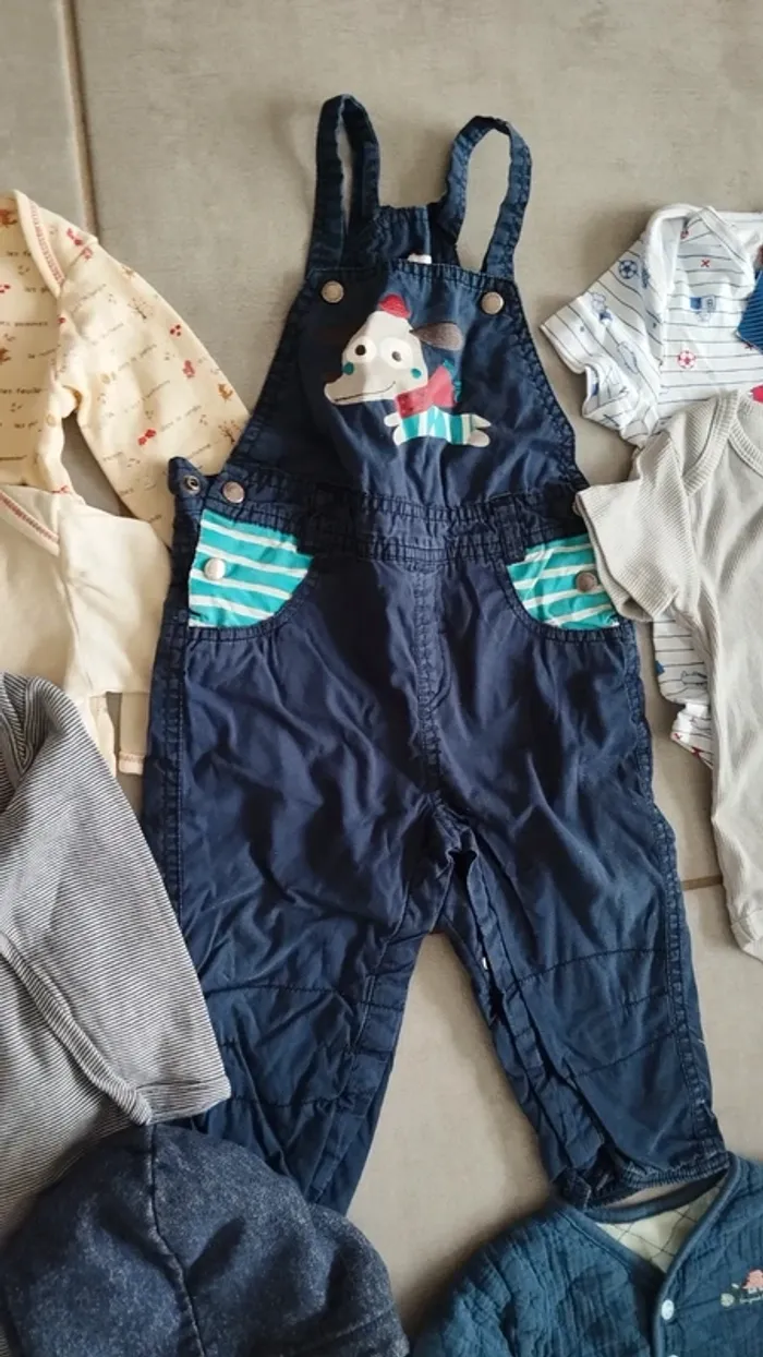 Lot de 8 vêtements bébé garçon 18 mois - photo numéro 3