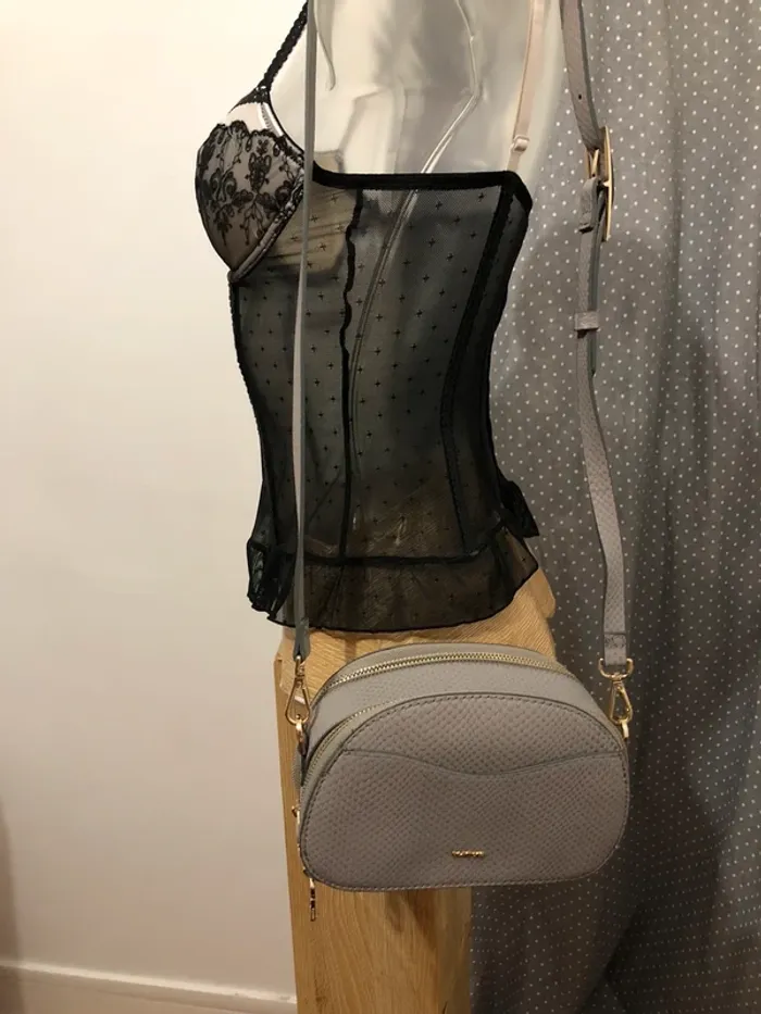 Sac gris Parfois - photo numéro 2