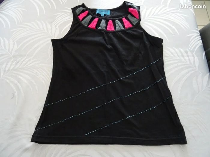T-shirt sans manches Débardeur taille M