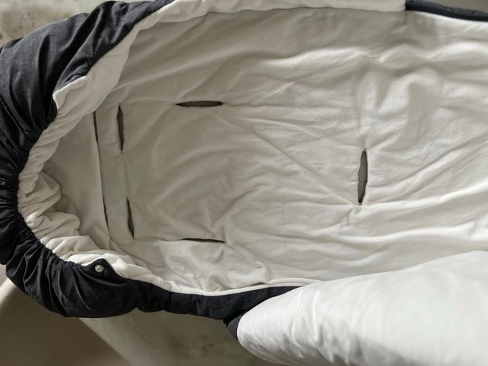 Chancelière grise bien chaude, intérieur polaire – Très bon état - photo numéro 6