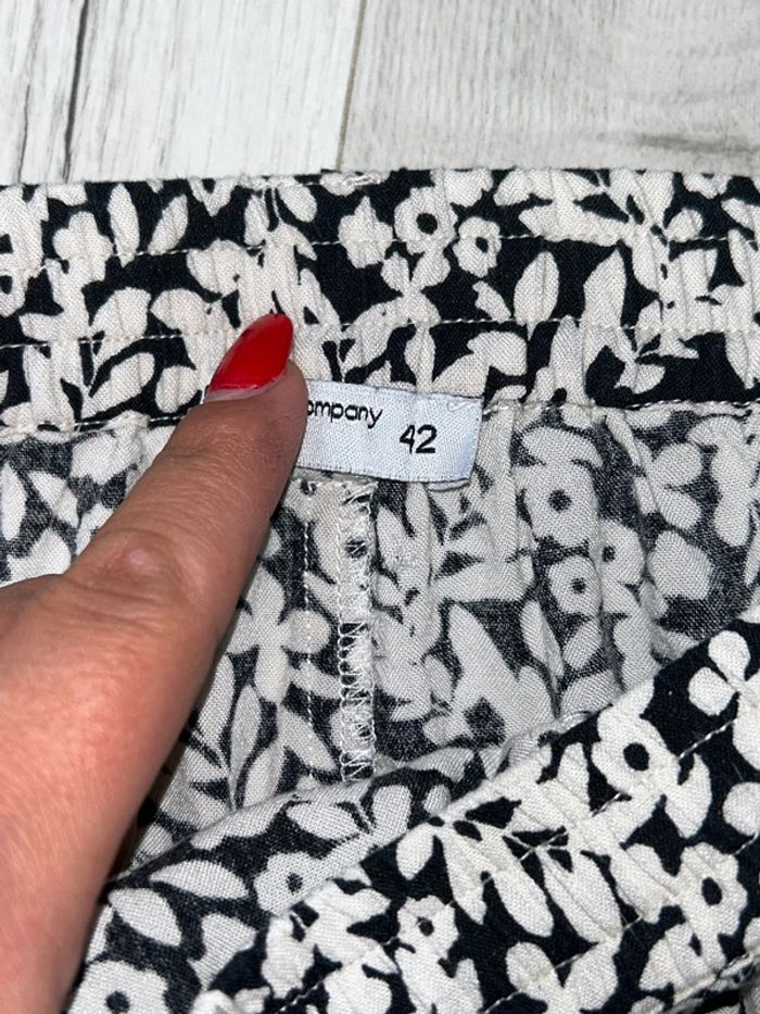 Short 42 - photo numéro 3