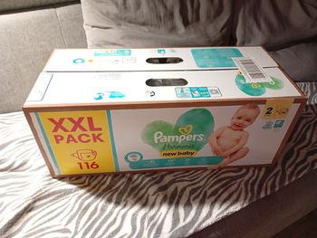 PAMPERS