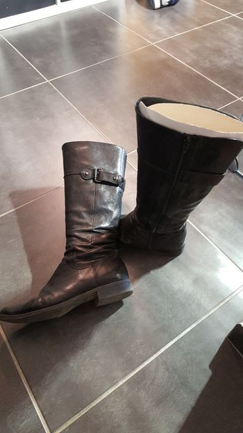 Bottes noire cuir taille 39