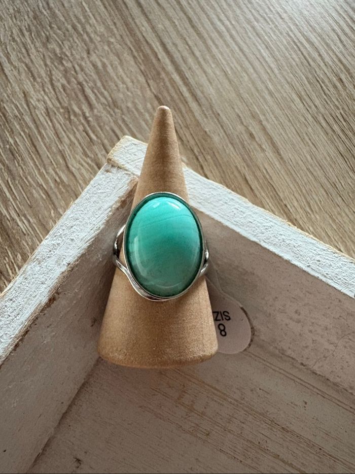 Bague argentée et turquoise T8