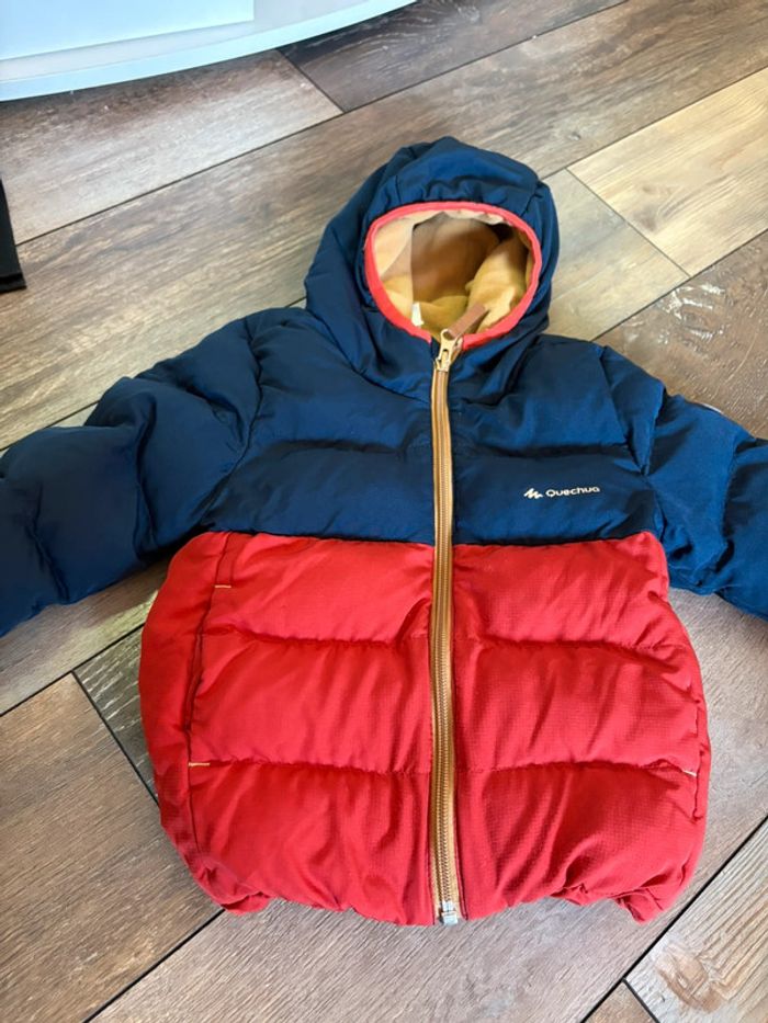 Doudoune quechua décathlon 2 ans marine et orange