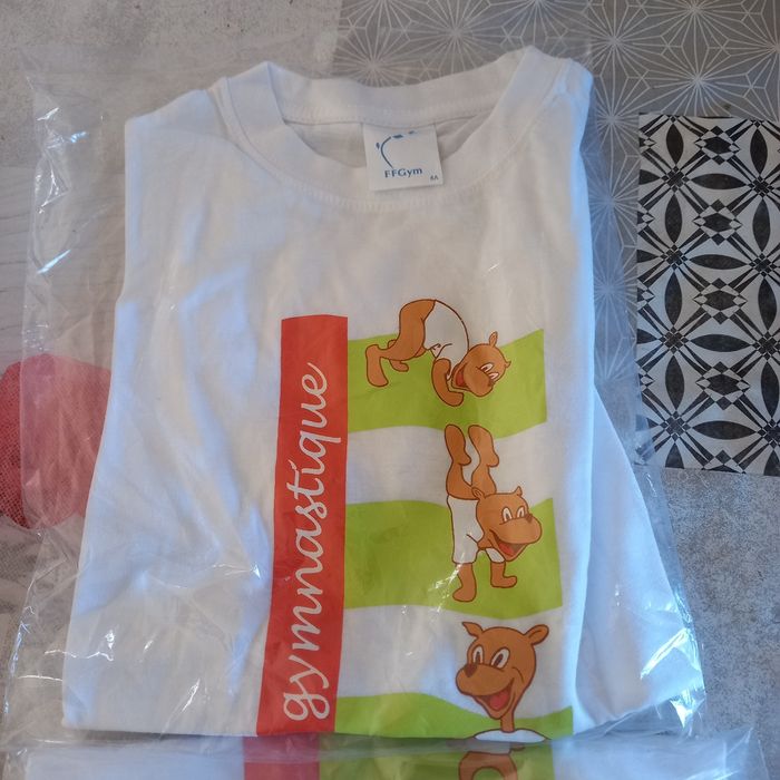 Lot de 2 tee-shirt neuf