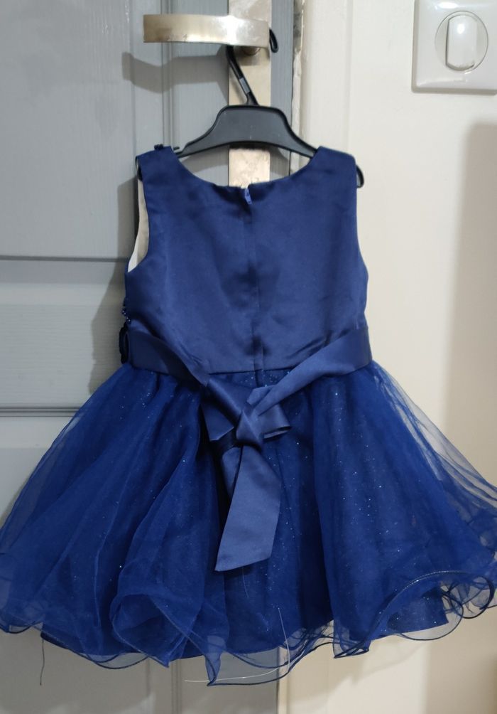Robe Bleue - photo numéro 2