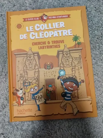Livre macdo Le collier de Cléopâtre