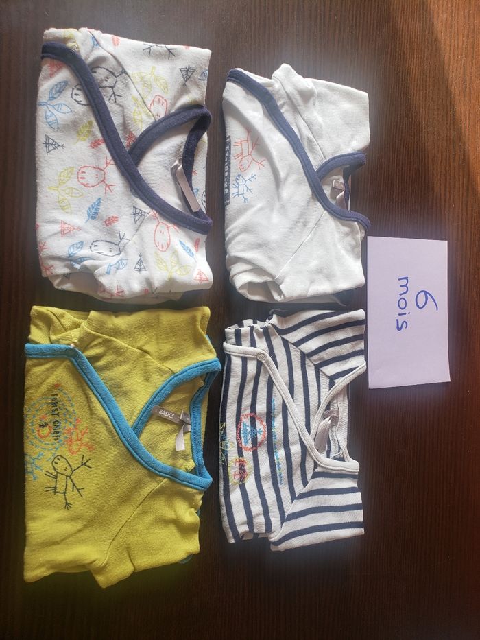 Lot de 4 bodies manches longues 6 mois Orchestra