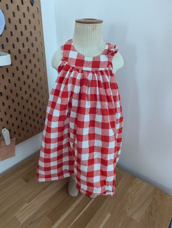 Robe bout'chou 18  mois à carrefour rouge et blanc