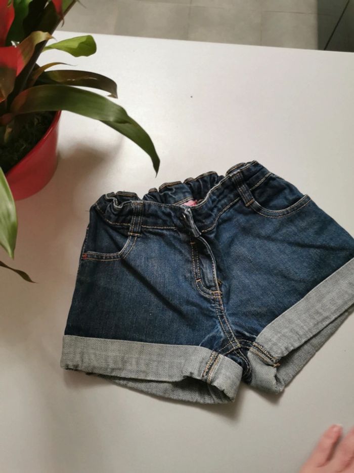 Short 8 ans