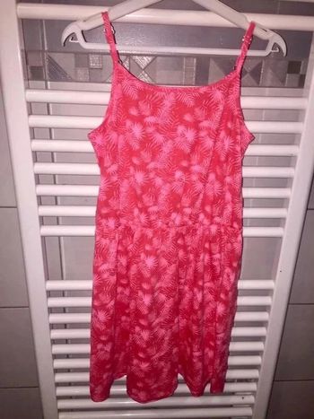 Robe à taille élastique Gemo 10 ans en tbe taille à 4 euros