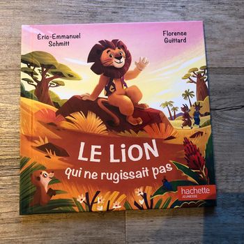 Livre le lion su ne rugissait pas