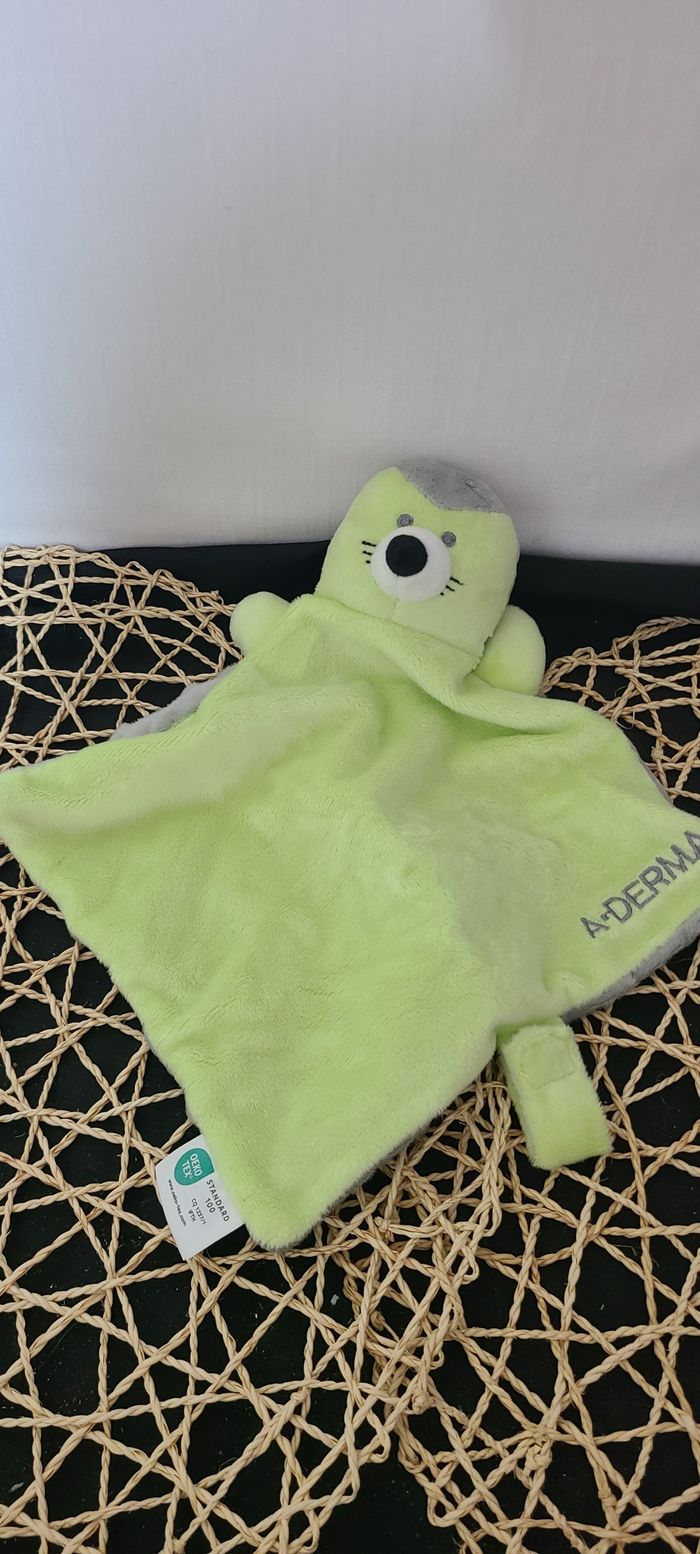 Doudou A-Derma Aderma Hérisson Plat Gris Vert Attache Tétine Oeko-tex - photo numéro 3