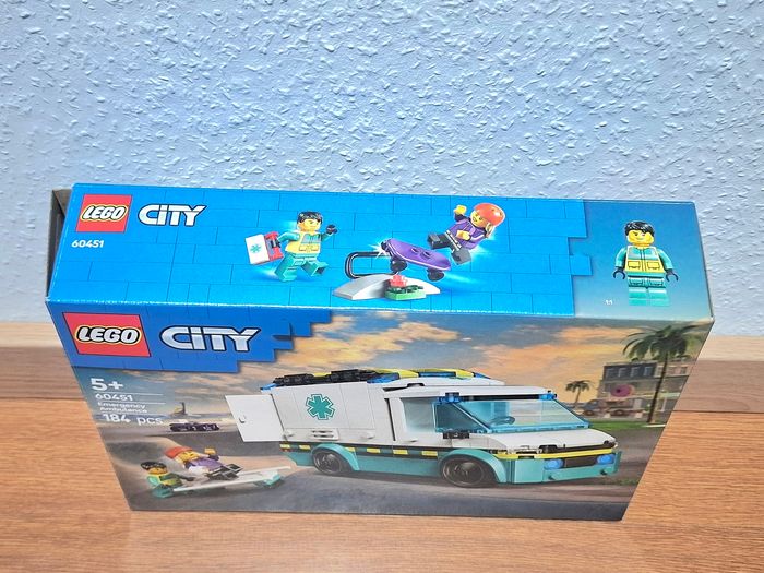 L'ambulance de secours, boîte vide empty box – LEGO City 60451 – Collection / Rangement - photo numéro 3