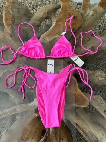 Maillot de bain 2 pièces Etam rose fluo irisé ficelle