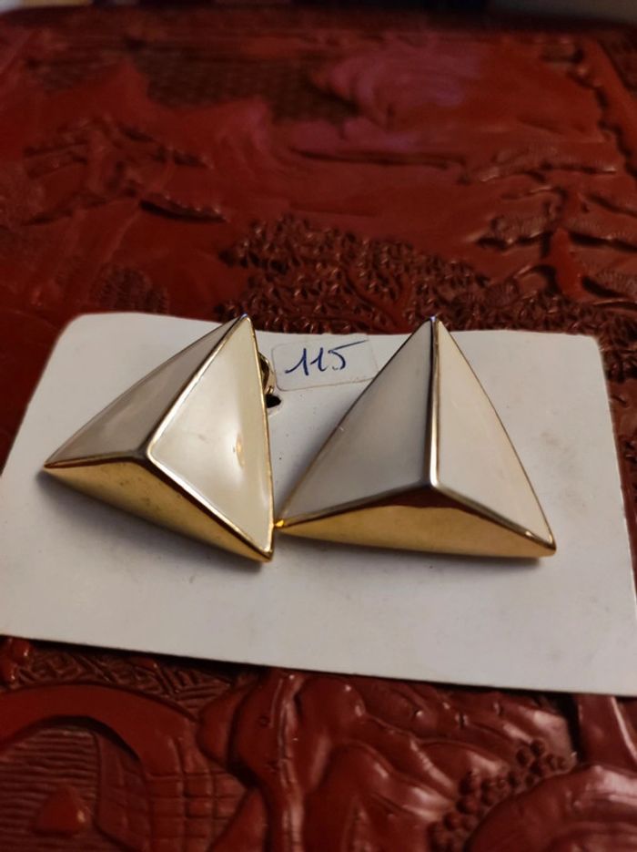 Boucles d'oreilles triangle