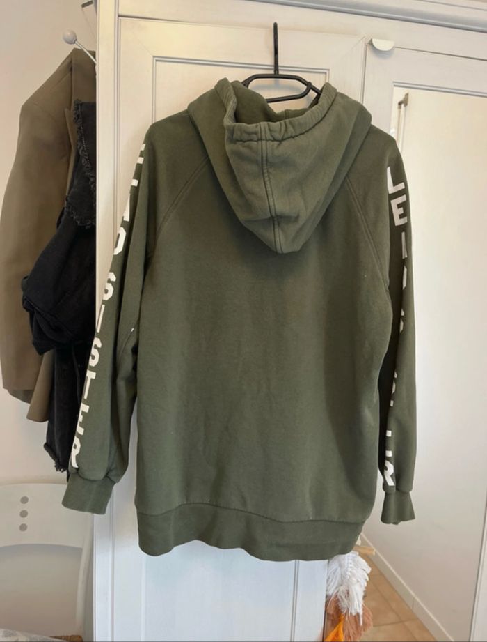 Pull style meuf du 16 - photo numéro 4