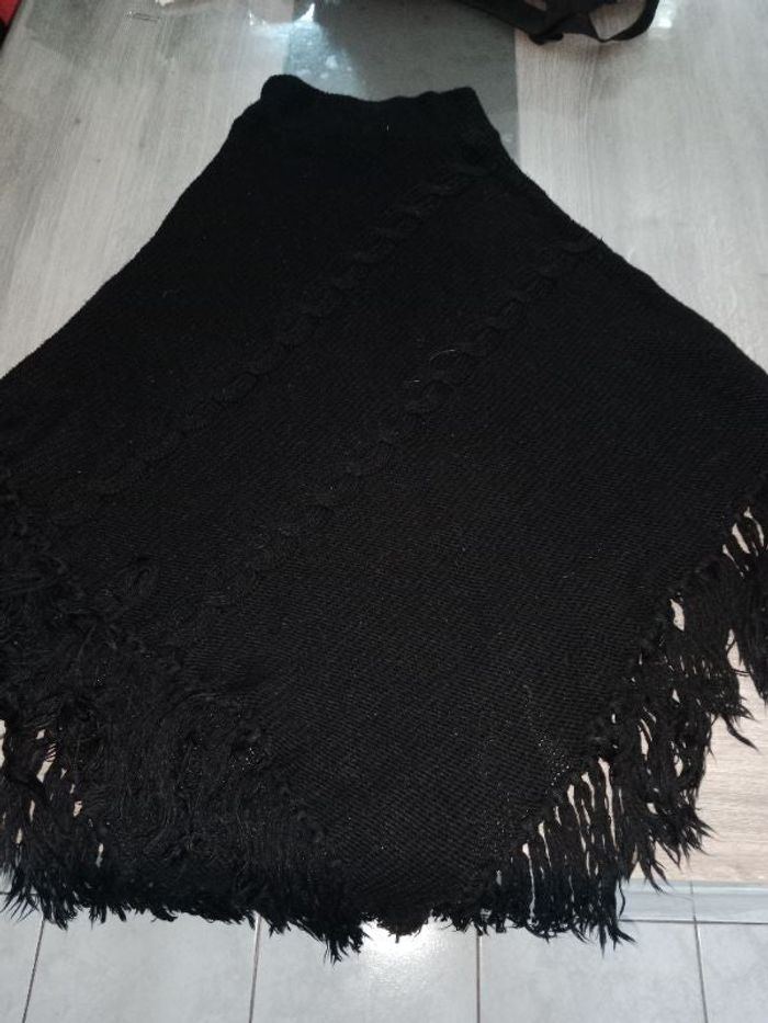Poncho noir