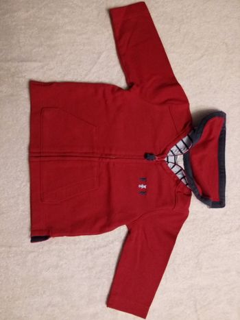 Sweat zippé Natalys 6 mois (réf perso D18)(familleac72)