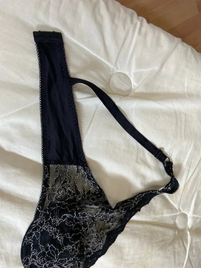 Soutien gorge noir - photo numéro 3