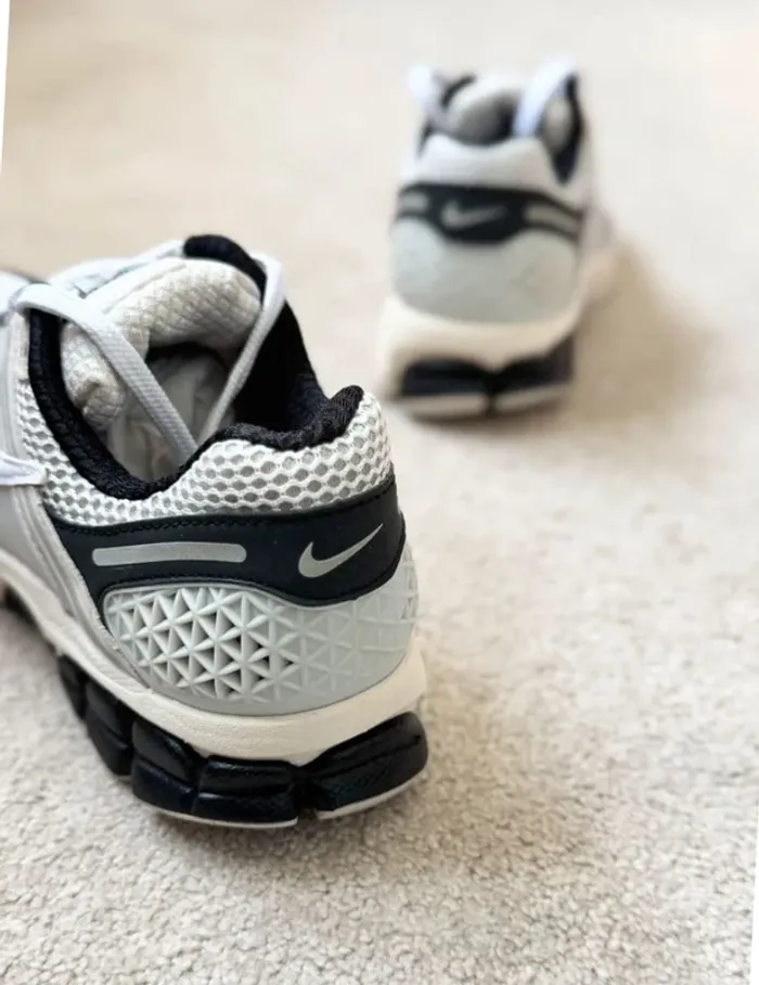 Nike Zoom Vomero 5 PRM - Supersonic - photo numéro 5