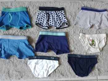 Lot de slips et boxers taille 2-3 ans