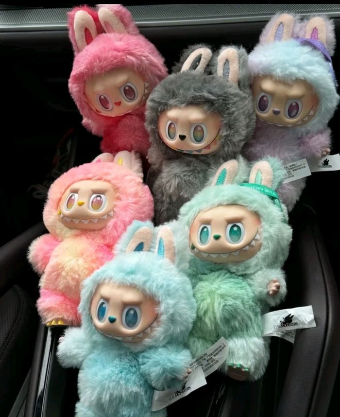 Porte clefs peluche lafufu Labubu dans leur boîte modèle aléatoire - photo numéro 3