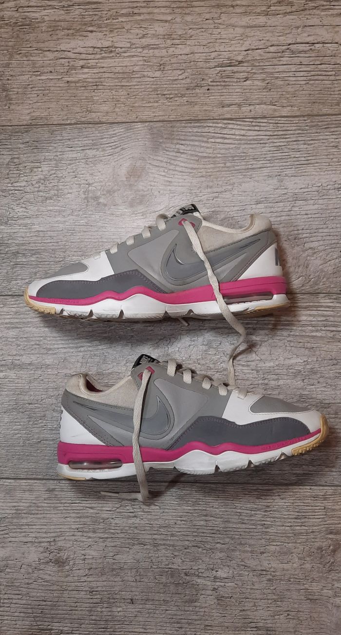 Basket femme Nike Air Max 38.5