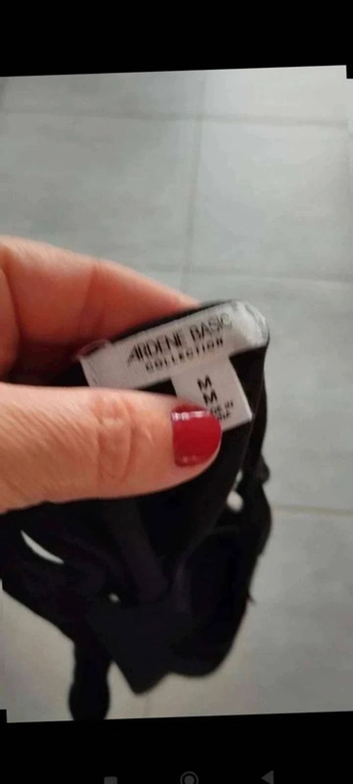 Débardeur top haut  noir  et fleurs  taille  m - photo numéro 5