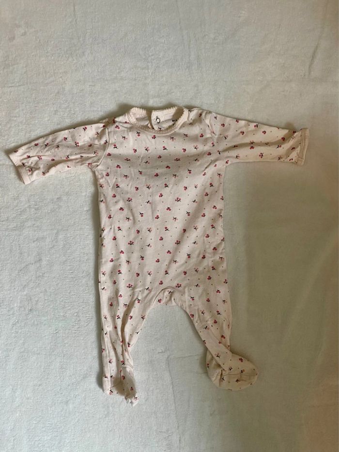 Lot de 4 pyjamas - taille 3 mois - photo numéro 4