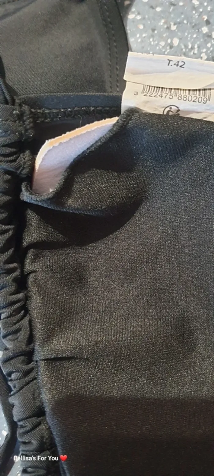 Joli Maillot de bain 2 pièces noir - photo numéro 2