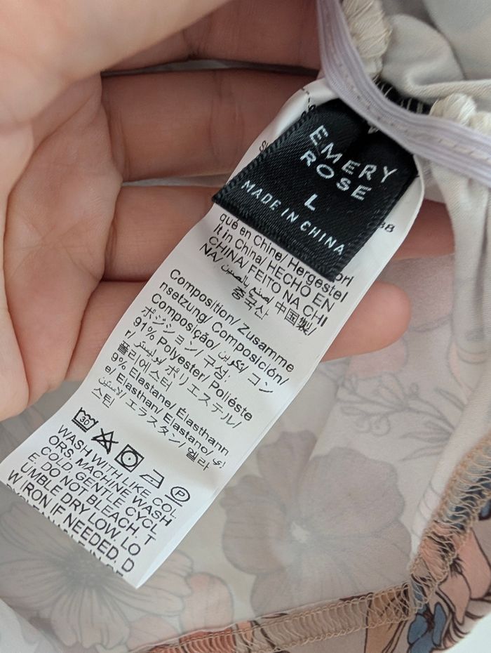 Haut fleuri manches longues Emery Rose – Taille L – Très bon état - photo numéro 5