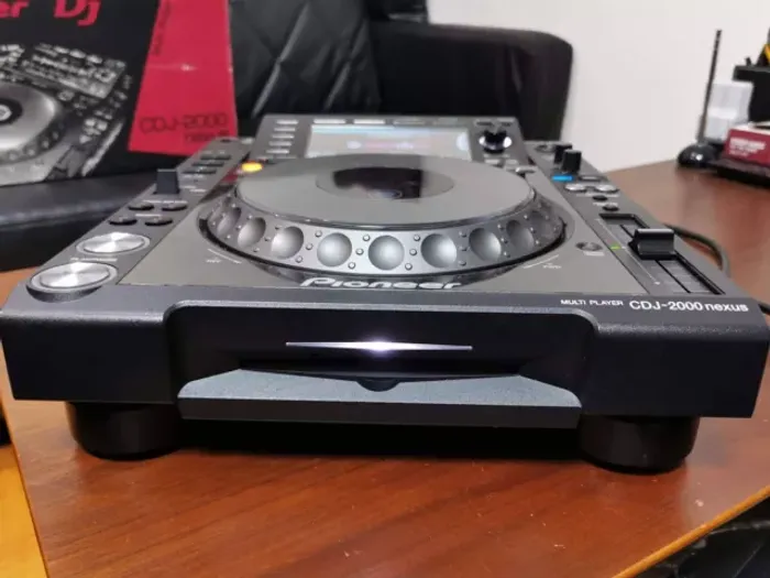 Platine multi-lecteur DJ Pioneer CDJ-2000 Nexus - photo numéro 2