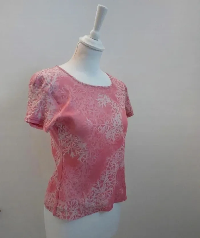 Top manches courtes en tulle imprimé taille S - photo numéro 2