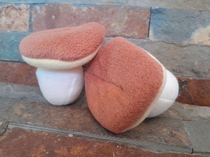 Accessoires pour dînette C . 13