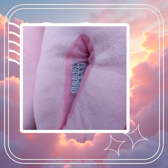 Chaussons licorne neufs en 36-37 - photo numéro 3