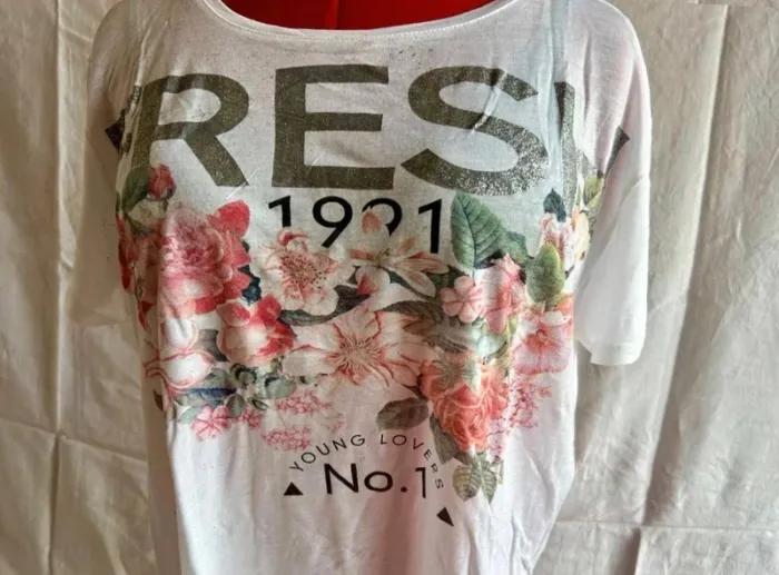 Teeshirt croc top, loose Pimkie taille 40 en parfait état - photo numéro 2