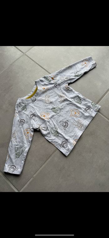 Tee shirt manches longues Winnie l'ourson 18 mois