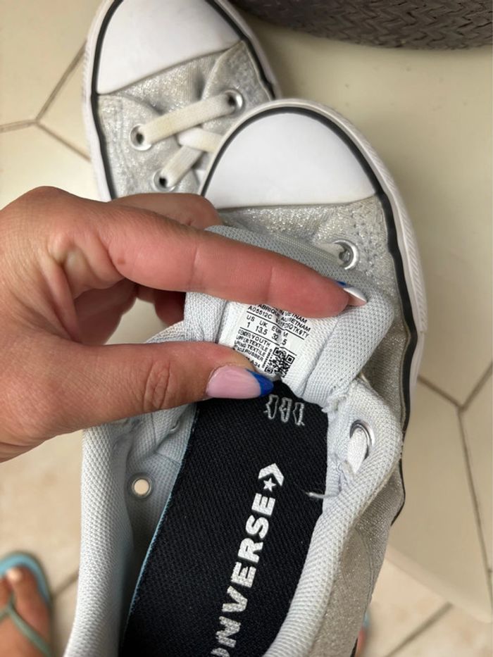 Converse basses - lacets élastiques - en très bon état - pointure 32 - photo numéro 5